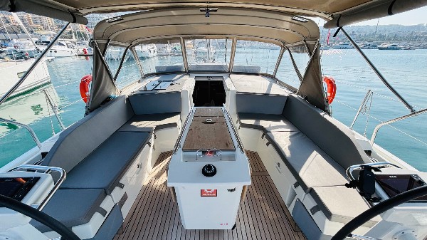 2022 BENETEAU OCEANIS 46.1