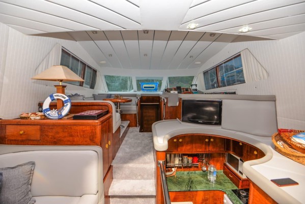 2012 CUSTOM 22M