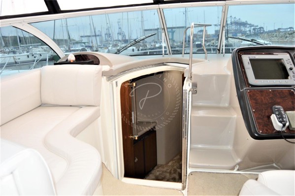 2005 CRUISERS YACHTS 400