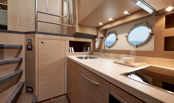 2019 MONTE CARLO YACHT 80