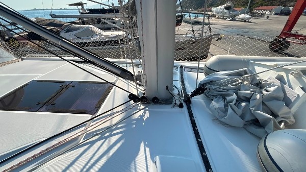 2022 BENETEAU OCEANIS 51.1