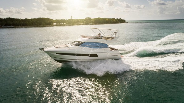 2021 PRESTIGE 460 FLY