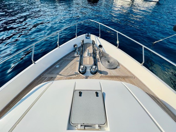 2002 FERRETTI 680 