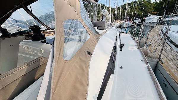 2013 JEANNEAU SUN ODYSSEY 469