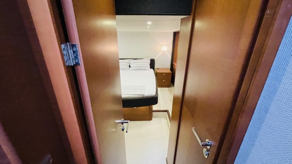 2011 PRESTIGE 60 FLY