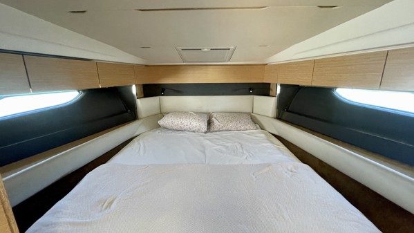 2018 BAVARIA R40