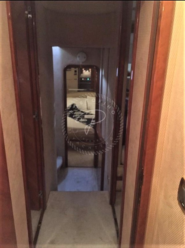 2002 AZIMUT 68 PLUS