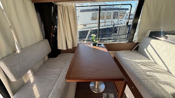 2024 JEANNEAU MERRY FISHER 1095 FLY