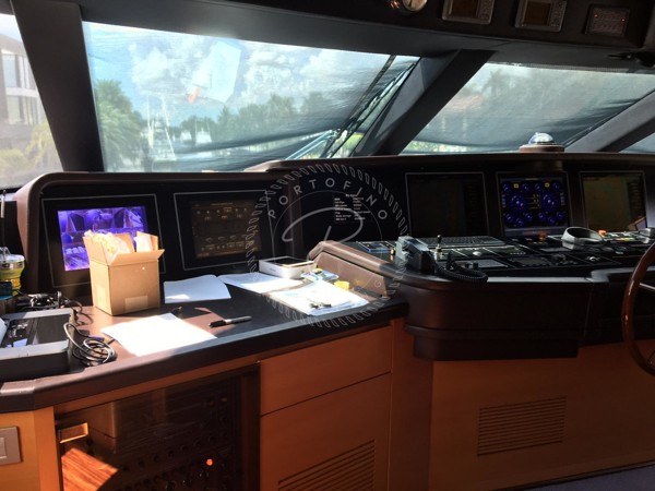 2010 SANLORENZO 37M