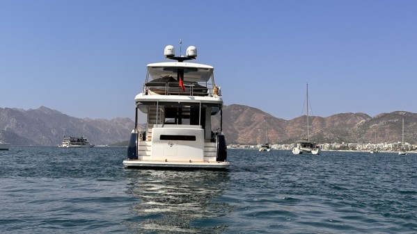 2022 SIRENA 64