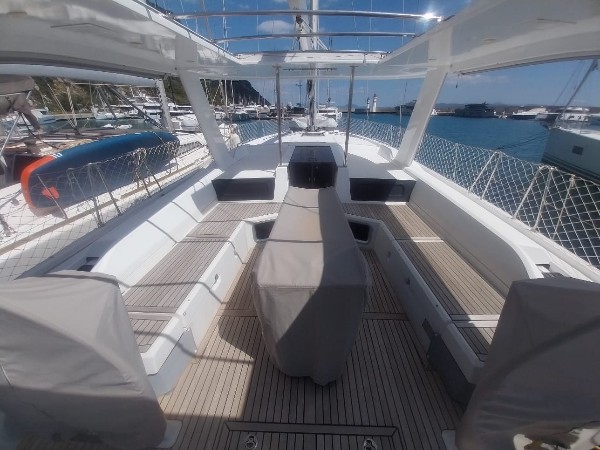 2021 BENETEAU OCEANIS 51.1