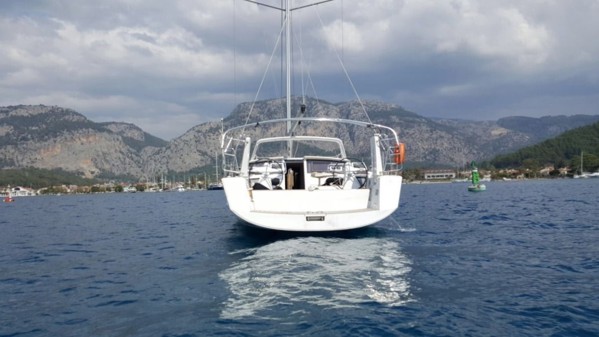 2016 BENETEAU SENSE 55