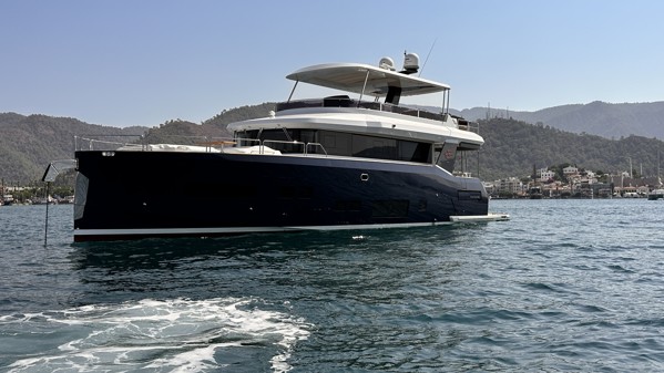 2022 SIRENA 64