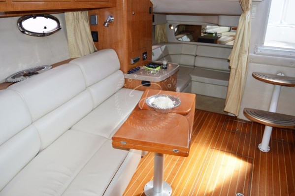2004 REGAL 3560
