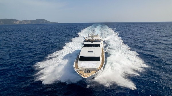 2009/2024 MOTOR YACHT 38 M 