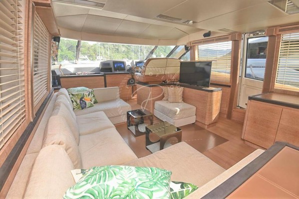 2013 MONTE CARLO YACHT 76