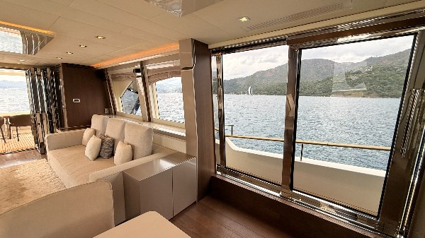 2020 MONTE CARLO YACHTS MCY 80