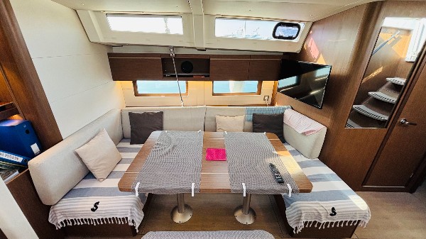 2022 BENETEAU OCEANIS 46.1