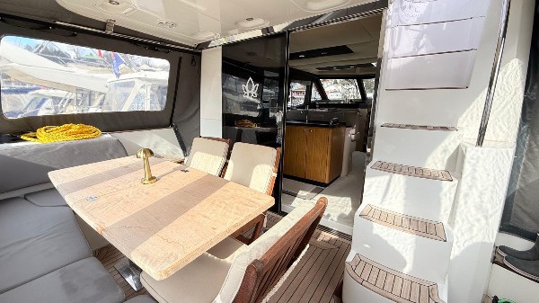 2015 AZIMUT MAGELLANO 43