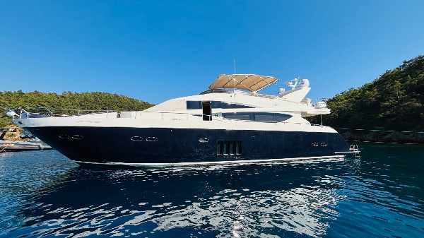 2009 PRINCESS 85