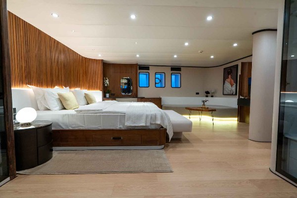 2024 MOTOR SAILOR 50 M