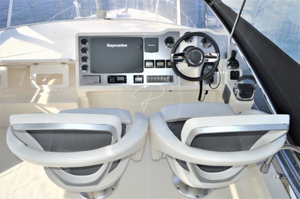 2014 ABSOLUTE 53 FLY