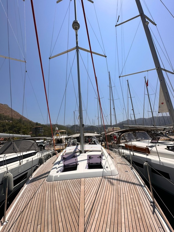 2016 BENETEAU OCEANIS 48