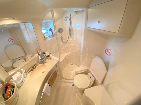 1998 SEA RAY 480 EXPRESS BRIDGE