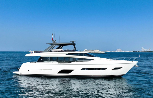 2022 FERRETTI 780