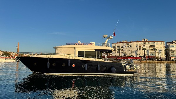 2011 APREAMARE MAESTRO 51 FLY
