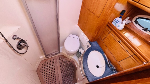 2009 BAVARIA 42 SPORT HT