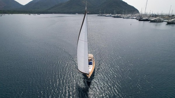 2013 JEANNEAU 57