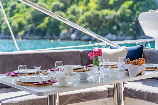 2010/2020 MOTOR SAILER 44 M 