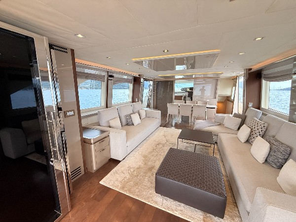 2020 MONTE CARLO YACHTS MCY 80