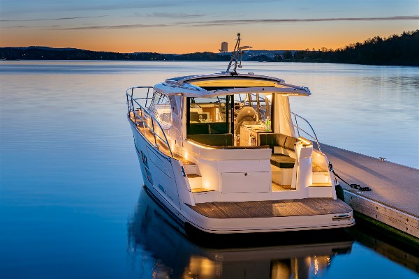 2026 MAREX 330