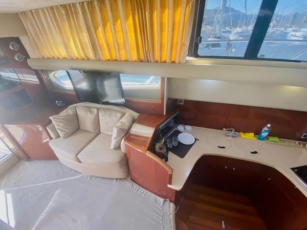 2007 PRINCESS 42