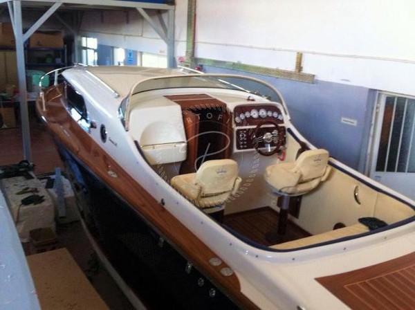 2017 ROYAL CRAFT 27