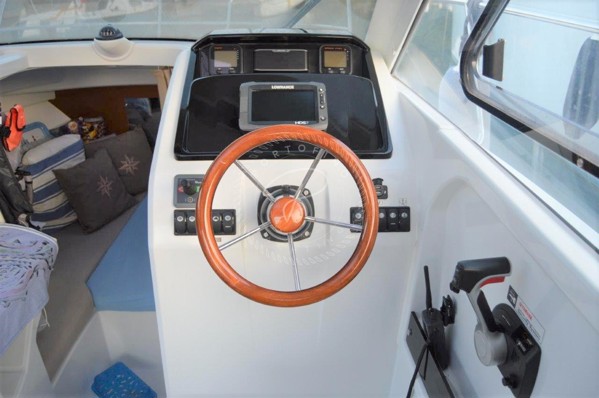 2015 JEANNEAU MERRY FISHER 755