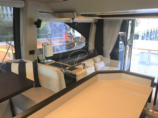 2016 AZIMUT 66 FLY