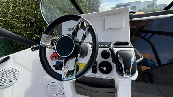 2023 AXOPAR 25 CROSS TOP
