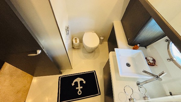 2004 SUNSEEKER PREDATOR 82