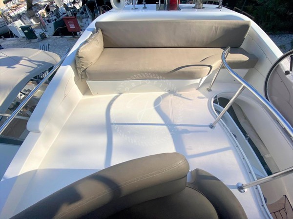 2009 AZIMUT 42