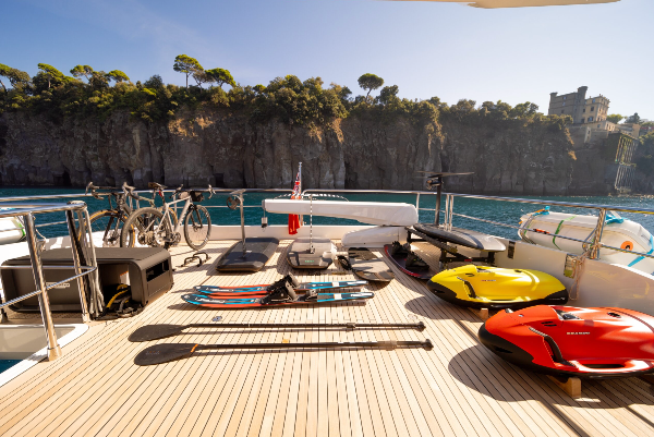 2023 MOTOR YACHT 26 M 