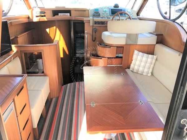 2011 VIKING MARIN 405 FLY