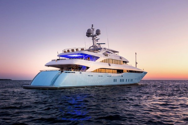 2007/2015 GOLDEN YACHTS CUSTOM 52M