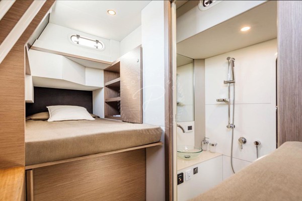 2018 ABSOLUTE NAVETTA 58