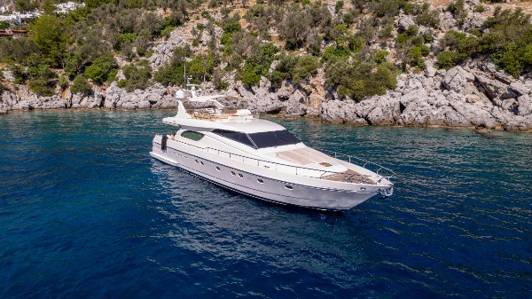 1999/2010 FERRETTI YACHTS 72