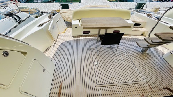 2011 PRESTIGE 60 FLY