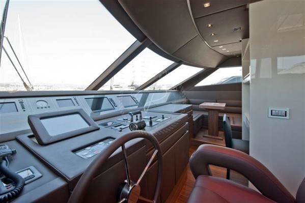 2012 SANLORENZO SL82