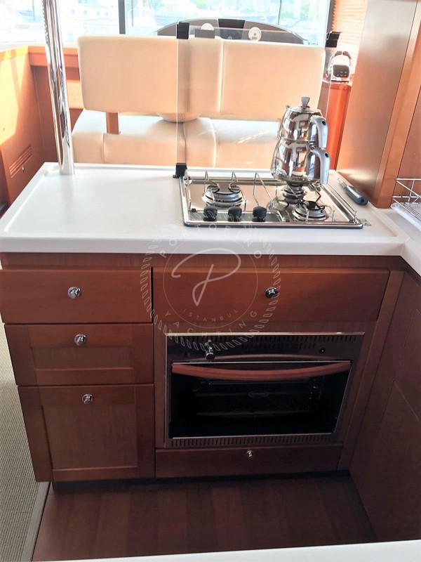 2014 BENETEAU SWIFT TRAWLER 50